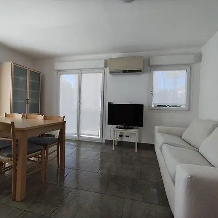 Les Clementines Апартаменты